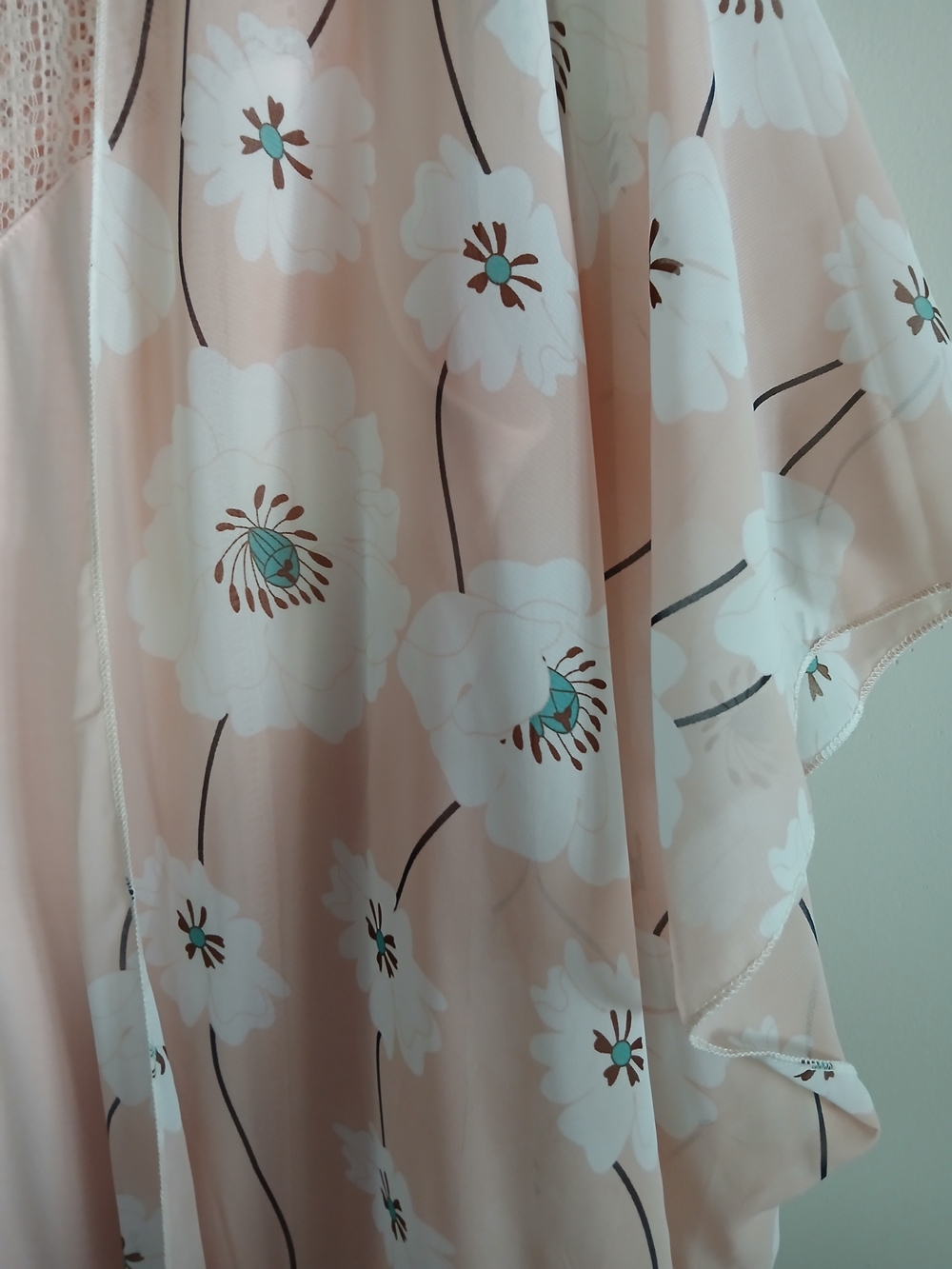 Light Pink Floral Kimono - Picture 3 of 5